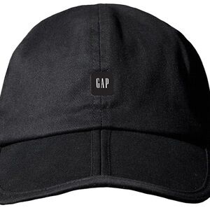 Yeezy Black Cap
